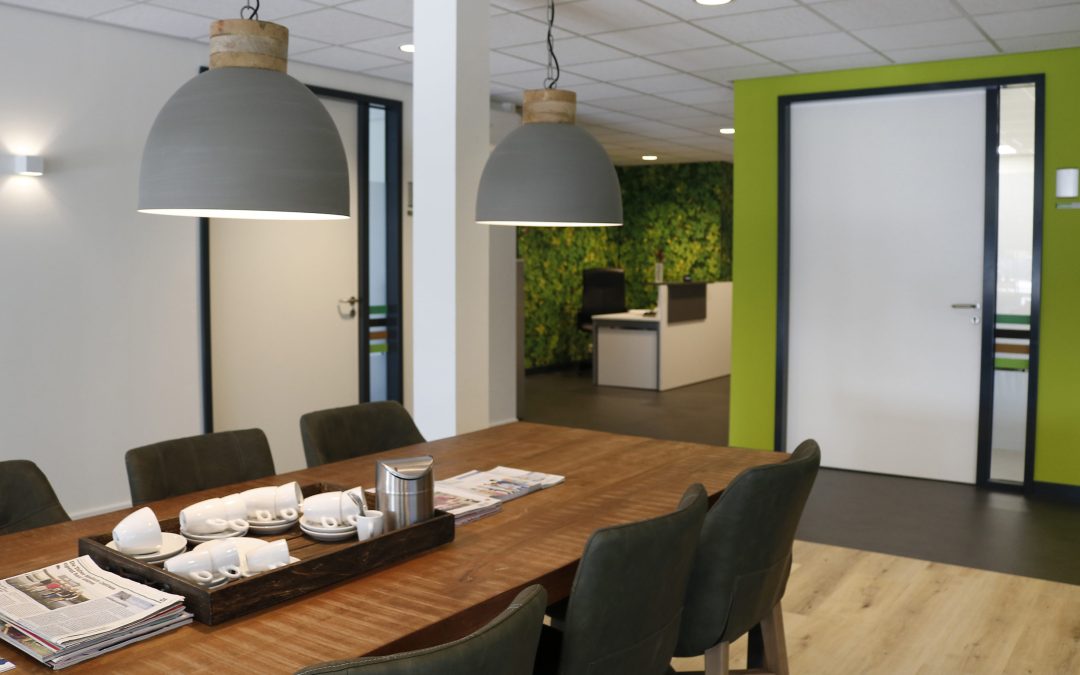 Bent u wat vroeg? In onze mooie wachtruimte is het fijn vertoeven